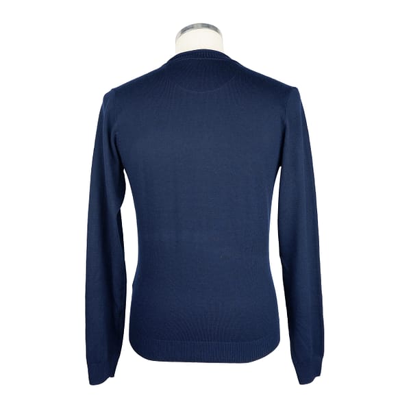 Blue polyester sweater