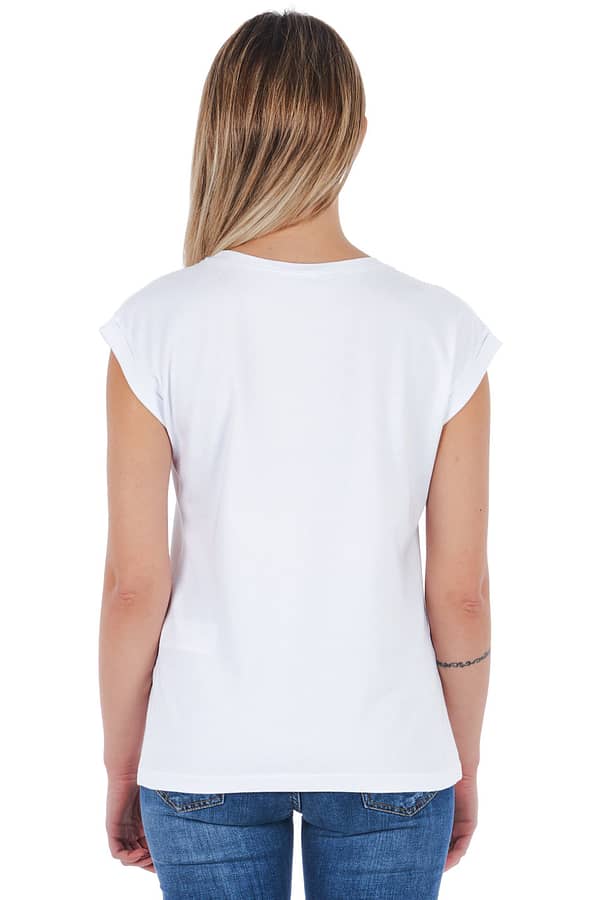 White cotton tops & t-shirt