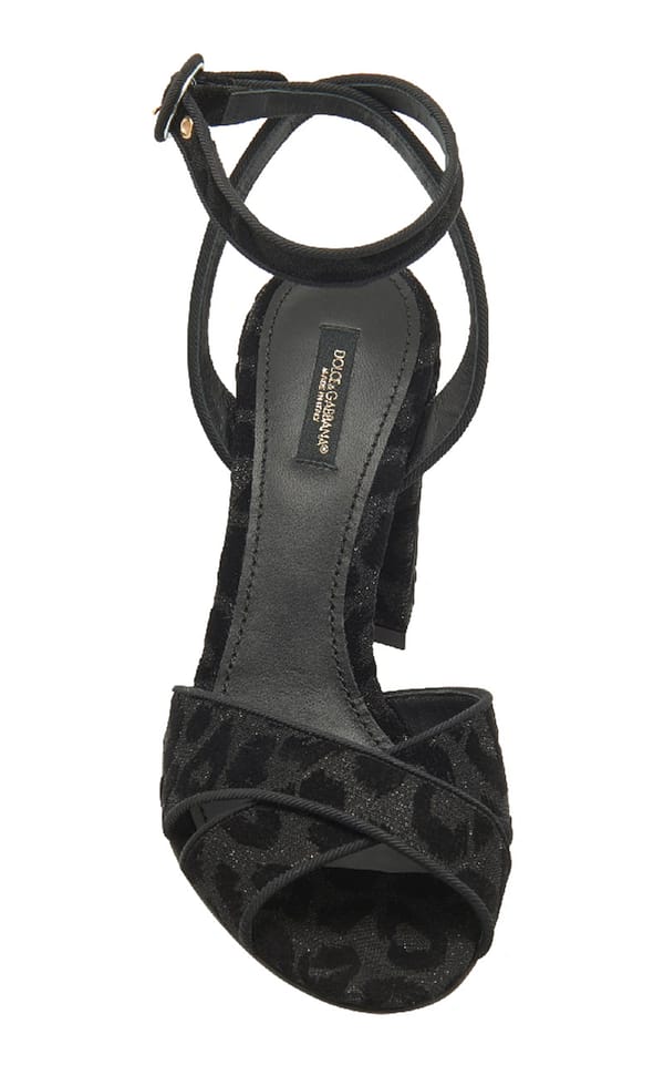 Black polyurethane sandal