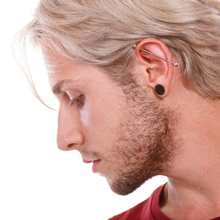 Detail man side earrings
